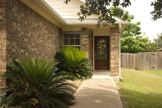 7304 S Glenn ST, Austin, TX 78744