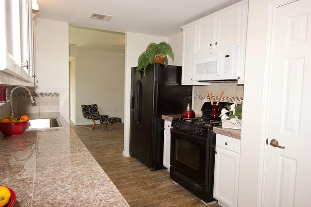 7304 S Glenn ST, Austin, TX 78744