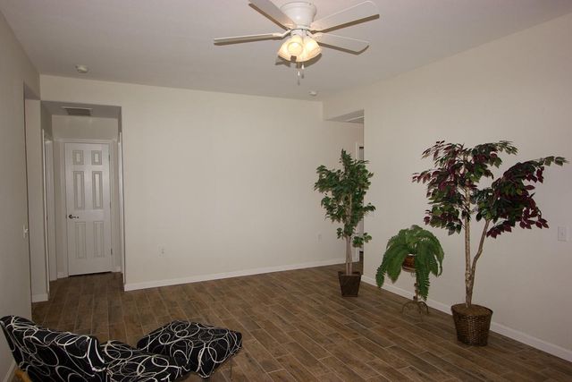 7304 S Glenn ST, Austin, TX 78744