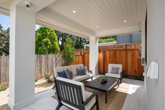 2615 Hillside Drive, Burlingame, CA 94010