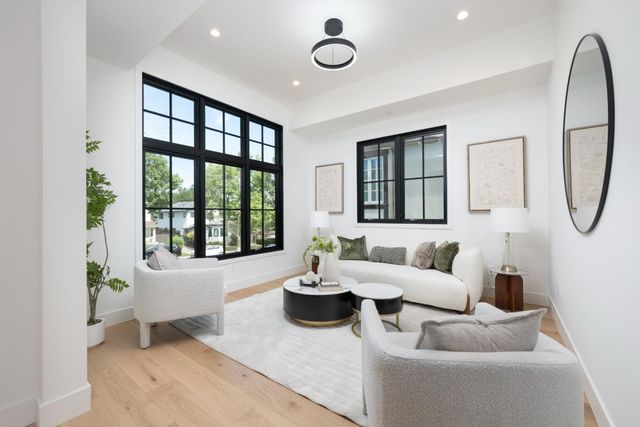 2615 Hillside Drive, Burlingame, CA 94010