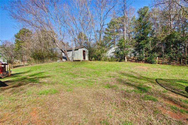 3840 Forsythia Way, Douglasville, GA 30135