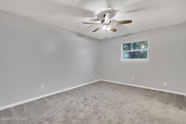 411 Cardinal Drive, Jacksonville, NC 28546