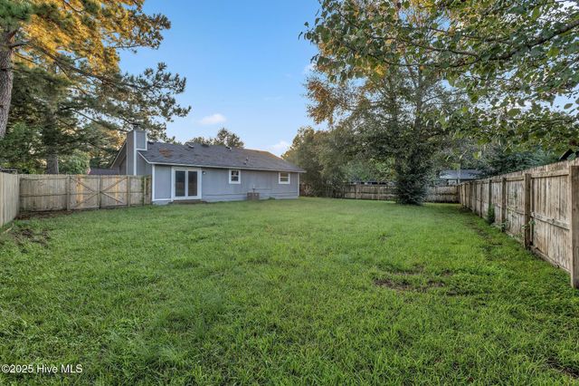 411 Cardinal Drive, Jacksonville, NC 28546