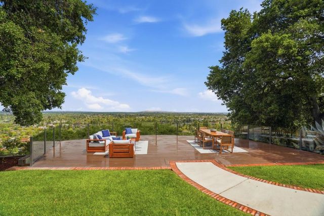 108 Harwood Court, Los Gatos, CA 95032