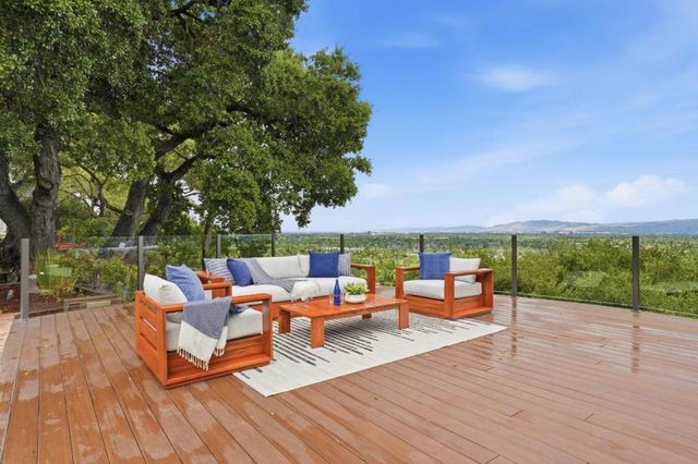 108 Harwood Court, Los Gatos, CA 95032