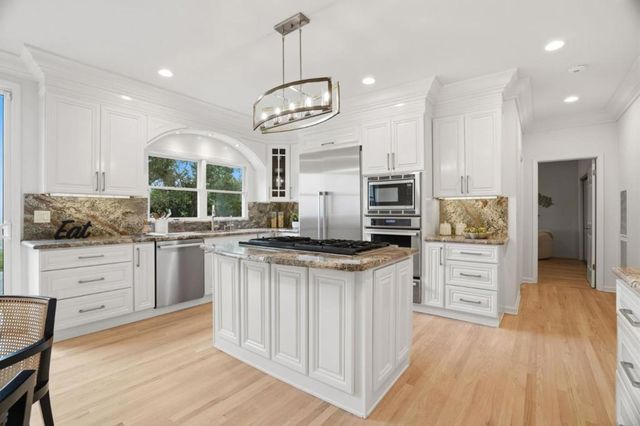 108 Harwood Court, Los Gatos, CA 95032