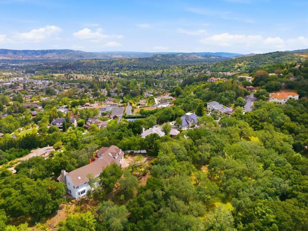 Image 72 of property listing at 108 Harwood Court, Los Gatos, CA 95032