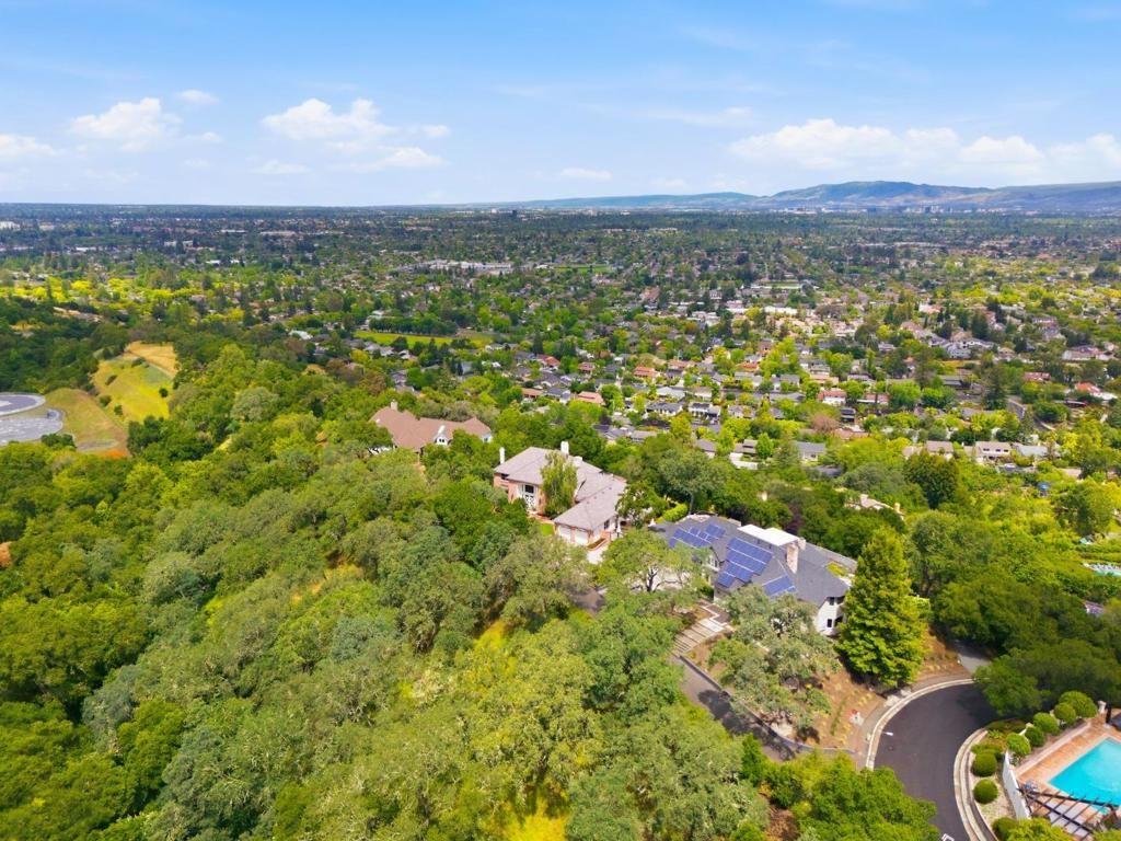 Image 73 of property listing at 108 Harwood Court, Los Gatos, CA 95032