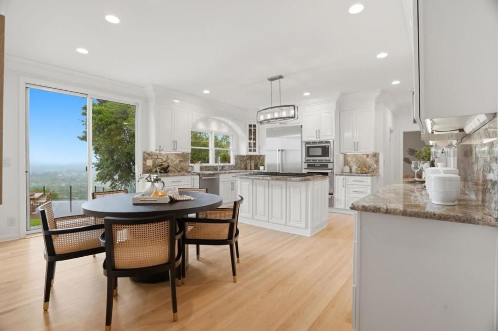 Image 9 of property listing at 108 Harwood Court, Los Gatos, CA 95032