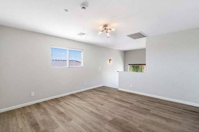 7500 E Deer Valley Road Unit 23, Scottsdale, AZ 85255