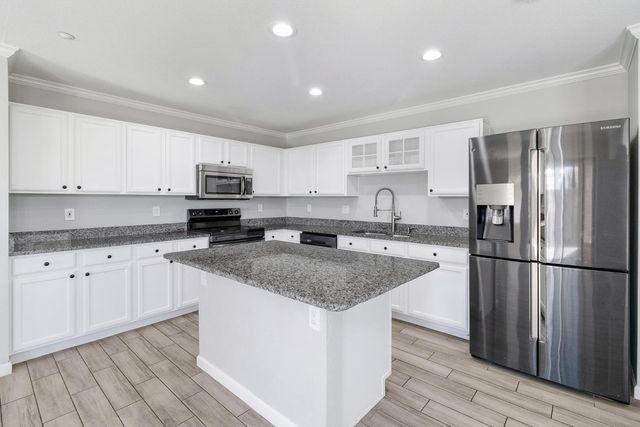 7500 E Deer Valley Road Unit 23, Scottsdale, AZ 85255