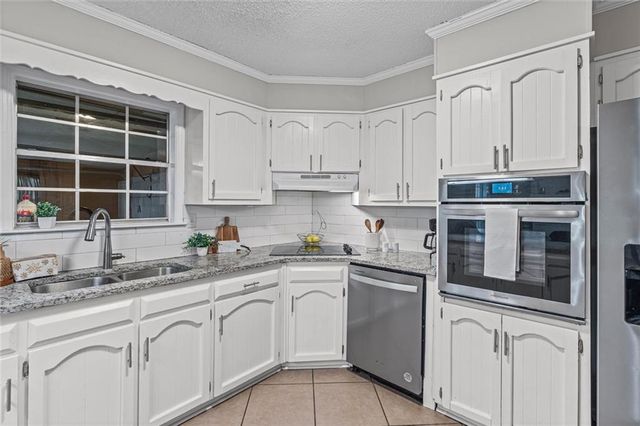 302 Hummingbird N Drive, Satsuma, AL 36572