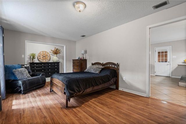 302 Hummingbird N Drive, Satsuma, AL 36572