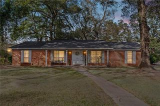 302 Hummingbird N Drive, Satsuma, AL 36572