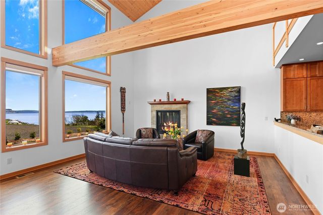 7618 NE Zachariasen Court, Hansville, WA 98340