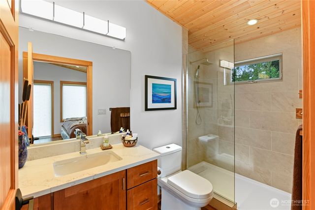 7618 NE Zachariasen Court, Hansville, WA 98340