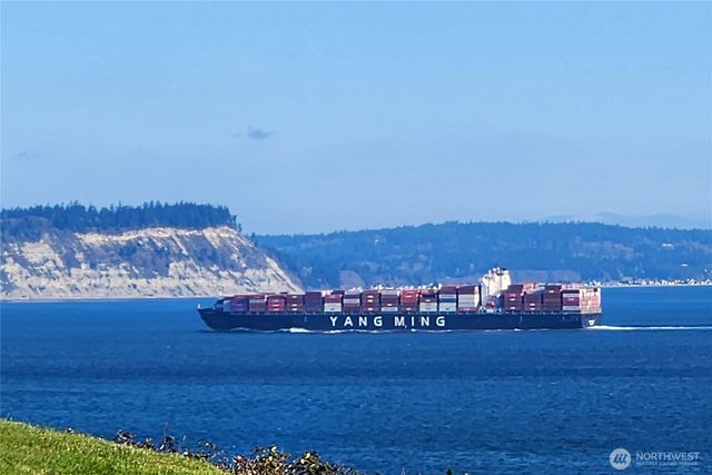 7618 NE Zachariasen Court, Hansville, WA 98340