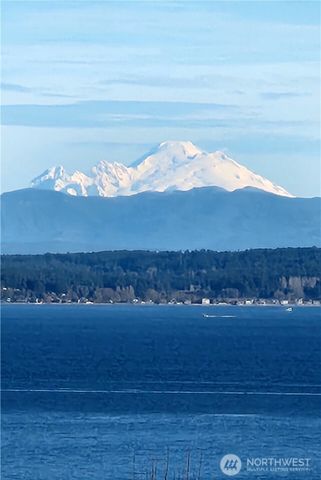 7618 NE Zachariasen Court, Hansville, WA 98340