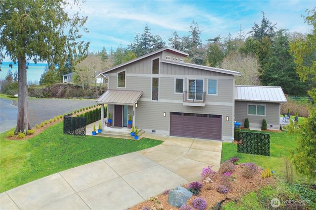 7618 NE Zachariasen Court, Hansville, WA 98340