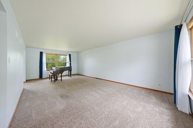 2919 Embassy Row, Flossmoor, IL 60422