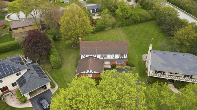2919 Embassy Row, Flossmoor, IL 60422