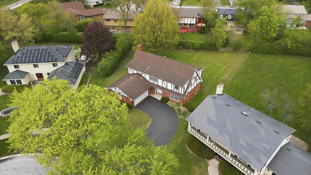 2919 Embassy Row, Flossmoor, IL 60422
