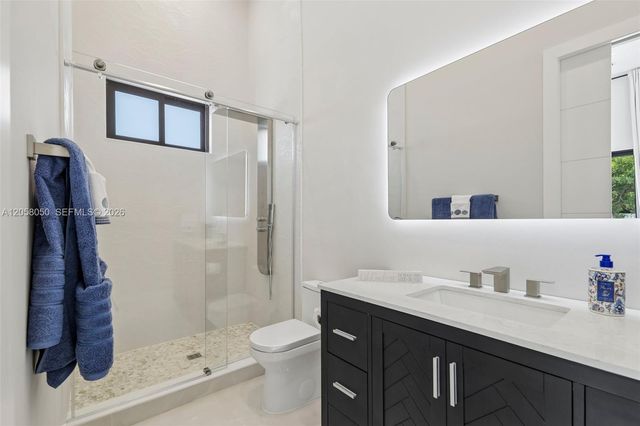 1304 SE 10th Terrace, Deerfield Beach, FL 33441