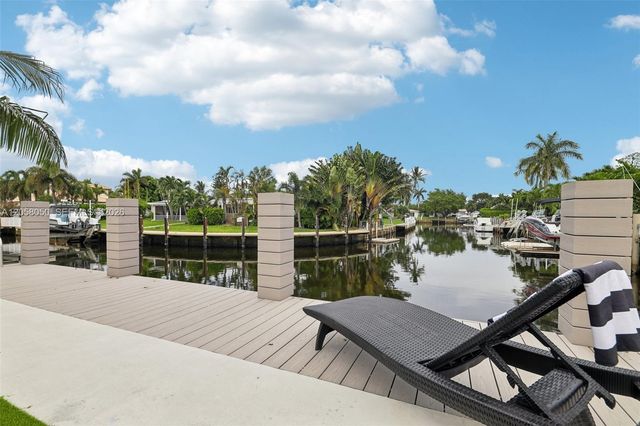1304 SE 10th Terrace, Deerfield Beach, FL 33441