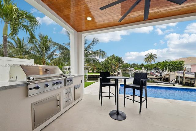 1304 SE 10th Terrace, Deerfield Beach, FL 33441