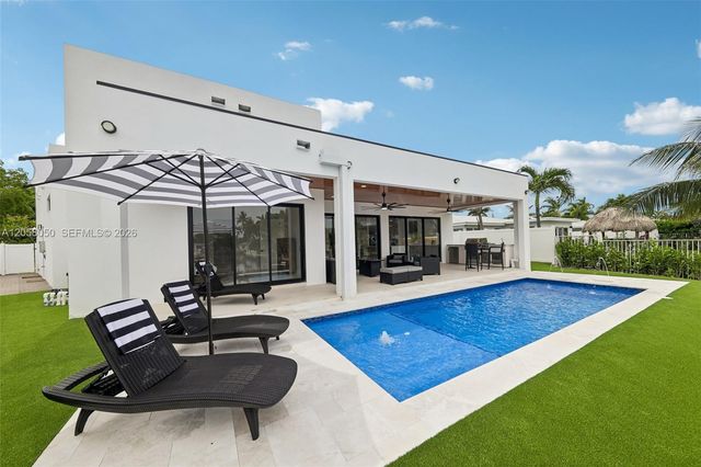 1304 SE 10th Terrace, Deerfield Beach, FL 33441