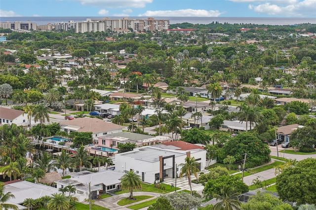 1304 SE 10th Terrace, Deerfield Beach, FL 33441