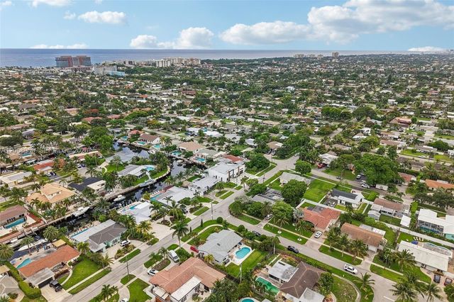 1304 SE 10th Terrace, Deerfield Beach, FL 33441