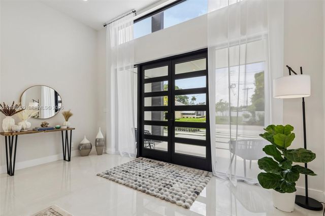 1304 SE 10th Terrace, Deerfield Beach, FL 33441
