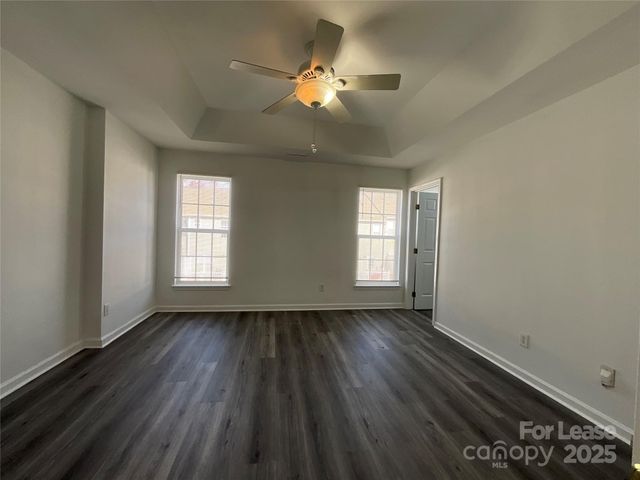 15709 Castle Watch Avenue, Charlotte, NC 28277