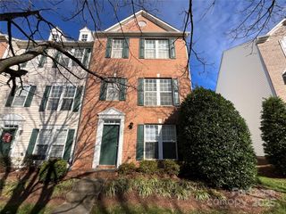 15709 Castle Watch Avenue, Charlotte, NC 28277