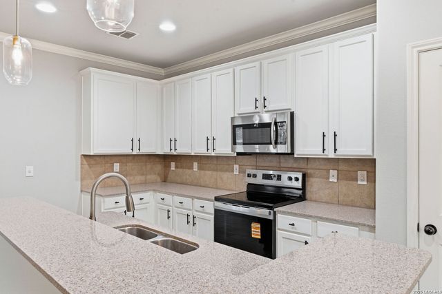 405 Stonebrook, Cibolo, TX 78108