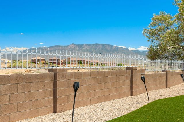2869 Chessman Drive SE, Rio Rancho, NM 87124