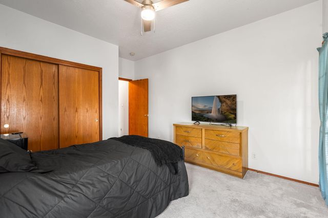 2869 Chessman Drive SE, Rio Rancho, NM 87124