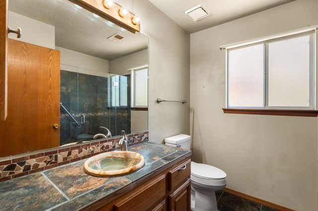 2869 Chessman Drive SE, Rio Rancho, NM 87124
