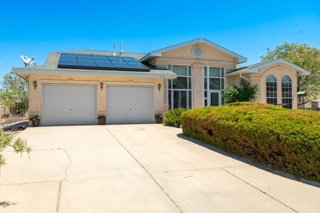 2869 Chessman Drive SE, Rio Rancho, NM 87124
