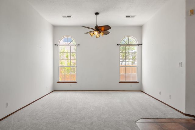 2869 Chessman Drive SE, Rio Rancho, NM 87124