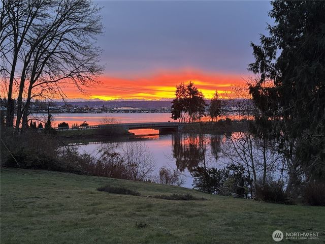 10295 NE West Kingston Road, Kingston, WA 98346