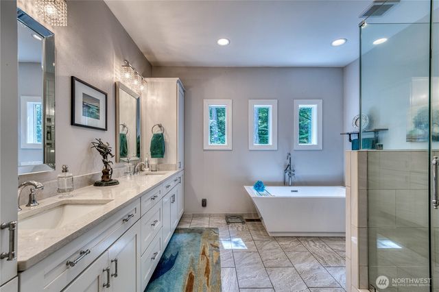 10295 NE West Kingston Road, Kingston, WA 98346