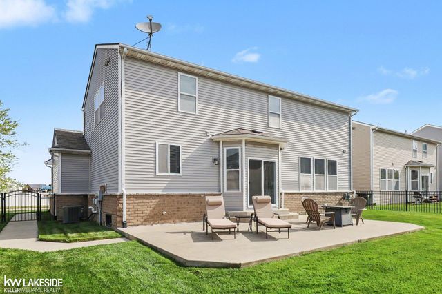 14228 Quail Run Drive, Sterling Heights, MI 48313