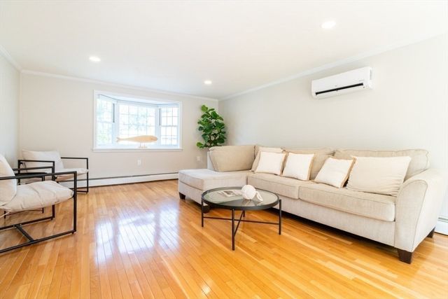 59 Ashworth Rd, Quincy, MA 02171
