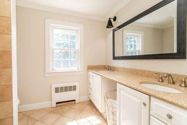 59 Ashworth Rd, Quincy, MA 02171
