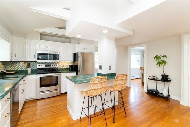 59 Ashworth Rd, Quincy, MA 02171
