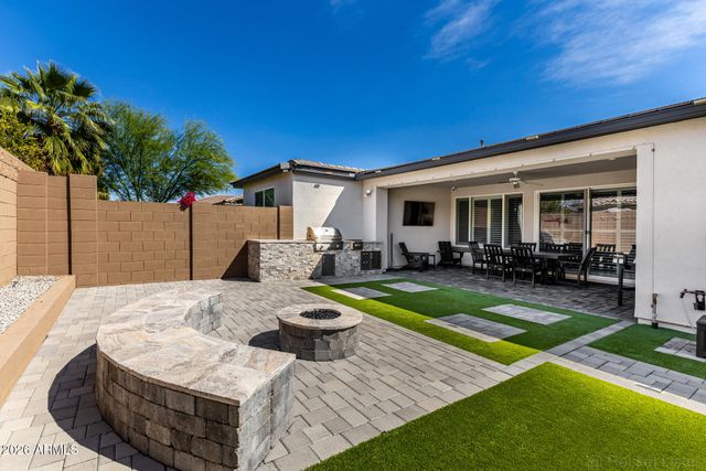 14572 W READE Avenue, Litchfield Park, AZ 85340