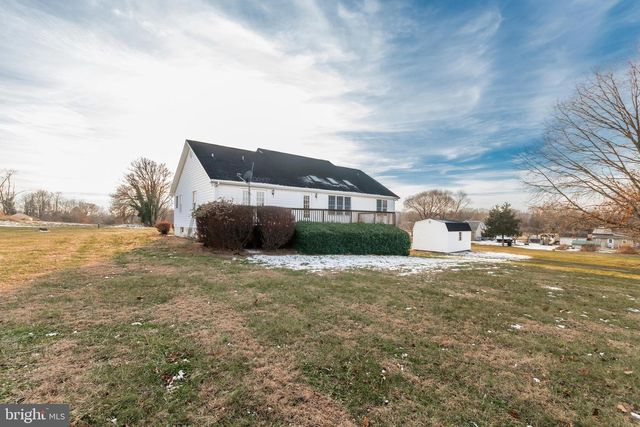 68 GRACE AVE, Martinsburg, WV 25404